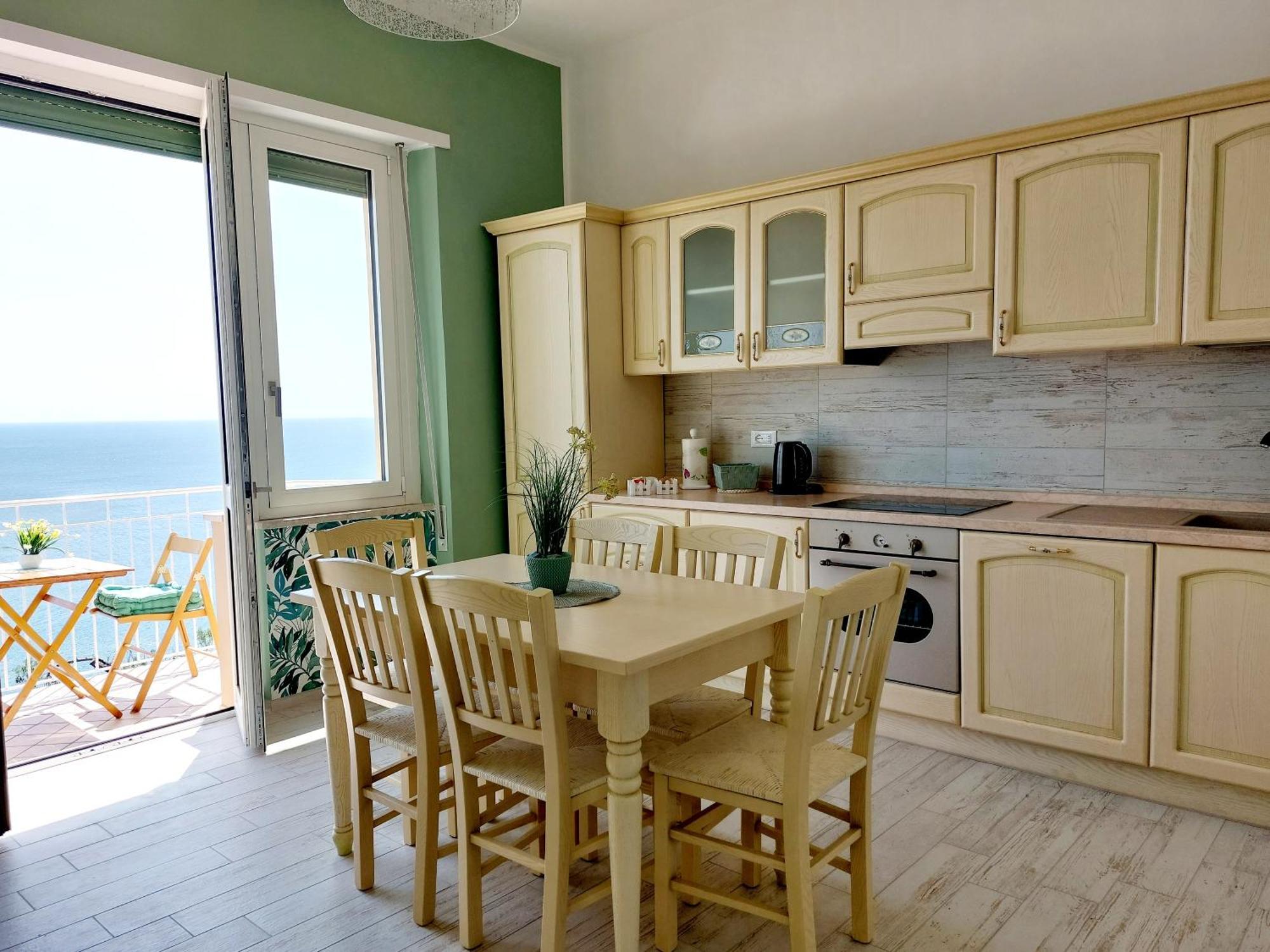 Una finestra sul mare Home 2 Bergeggi Exterior foto